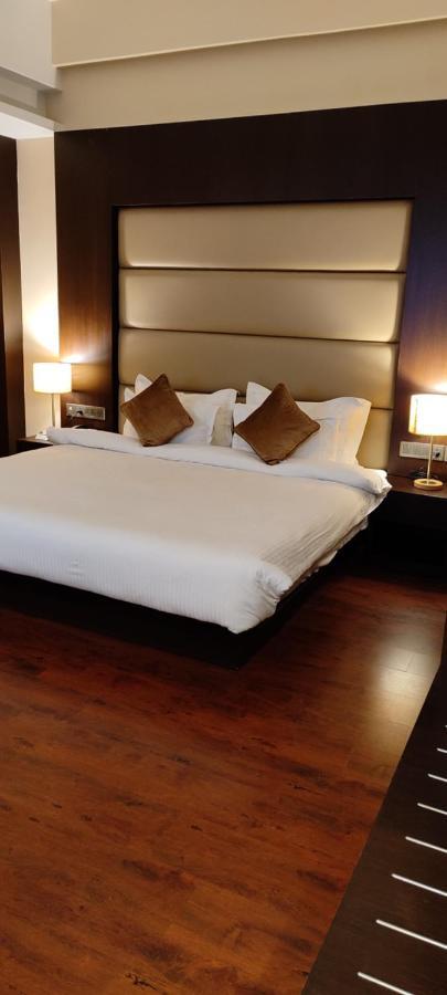 Hotel The Bizton Jamshedpur Exterior foto