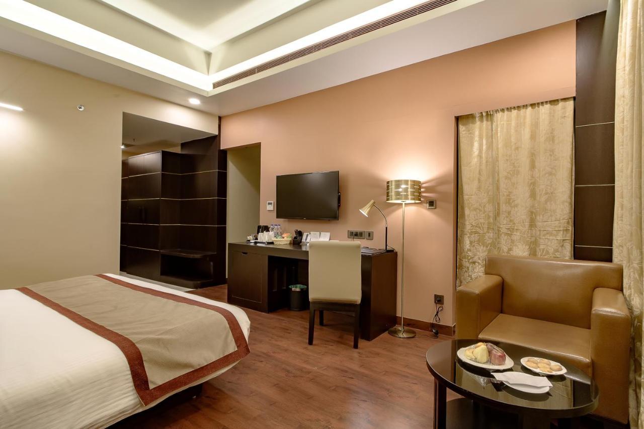 Hotel The Bizton Jamshedpur Exterior foto